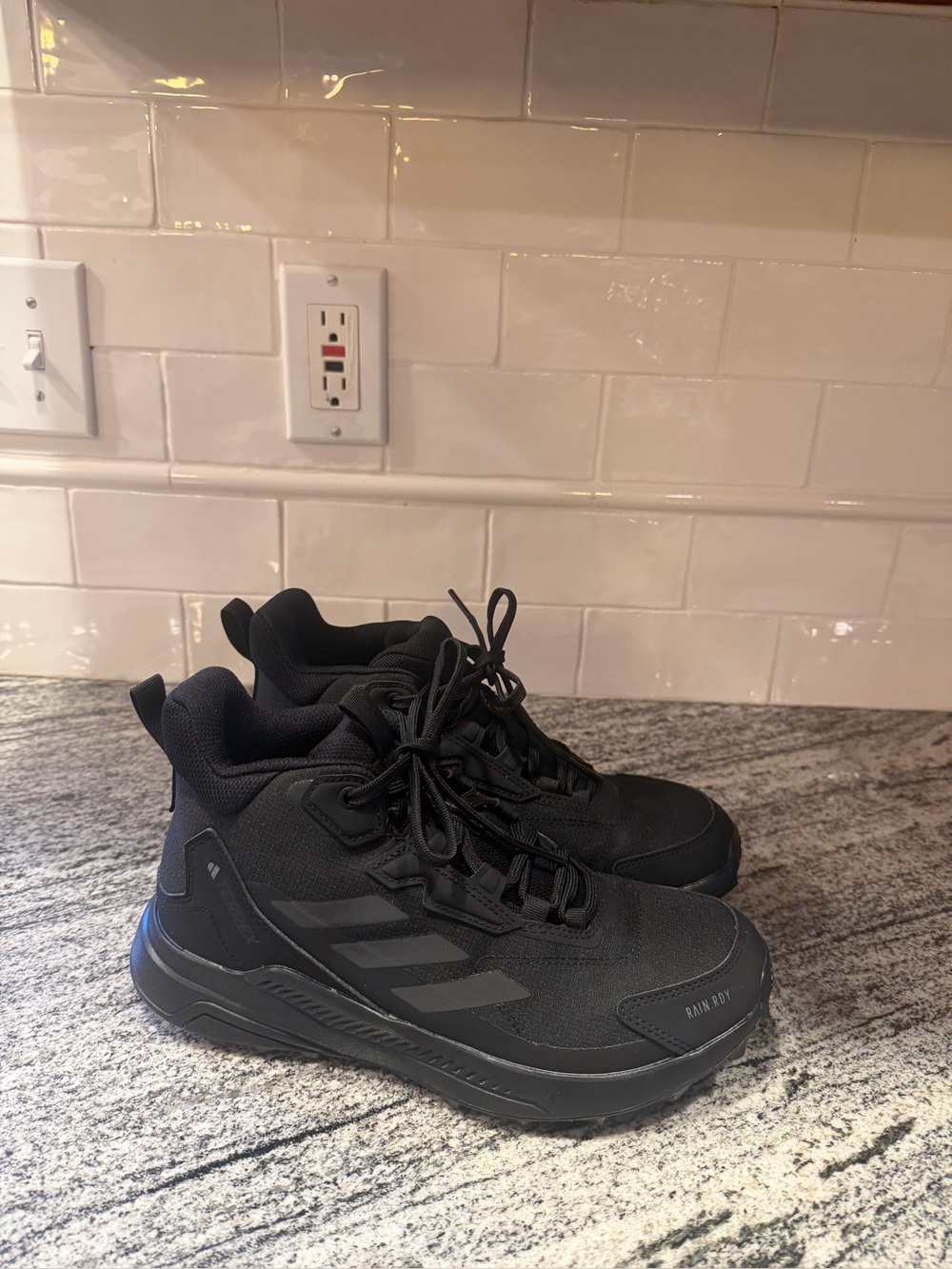 Women’s Adidas Terrex Anylander ID3473 Size 7